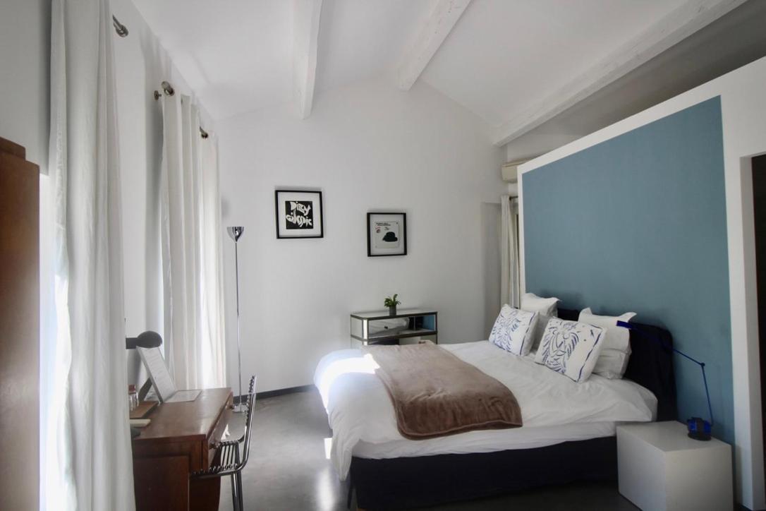 Les Esplanes Bed & Breakfast La Garde Adhemar Exterior photo